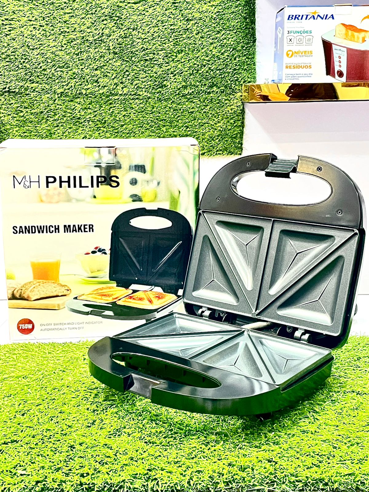 Philips Sandwich Maker 750W – Non-Stick Plates | Fast Heating Toast & Grill Maker