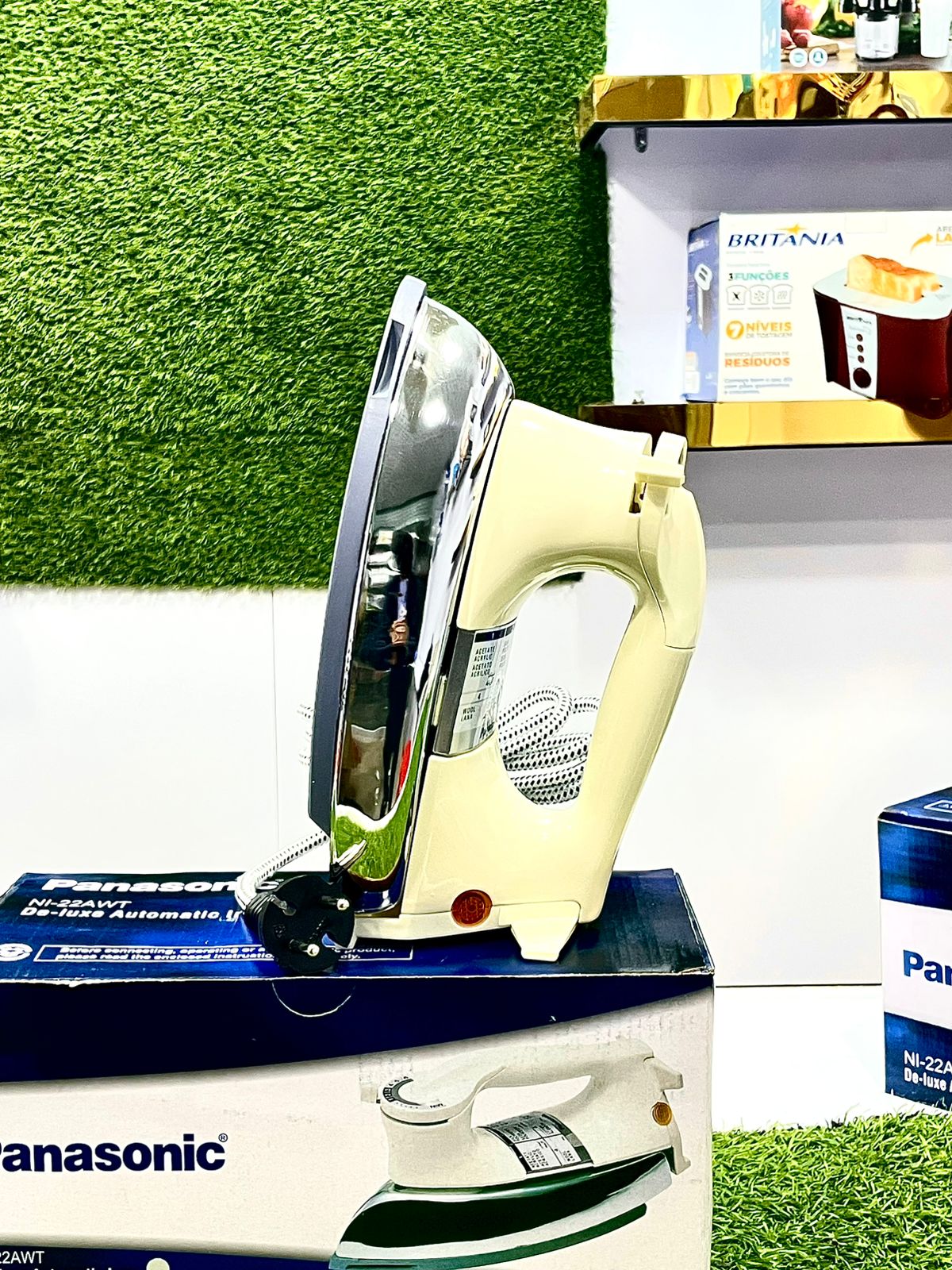 Panasonic Deluxe Automatic Iron – Non-Stick Golden Plate